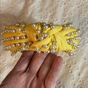 La Bella Elegant Yellow Pearl-Studded Headband